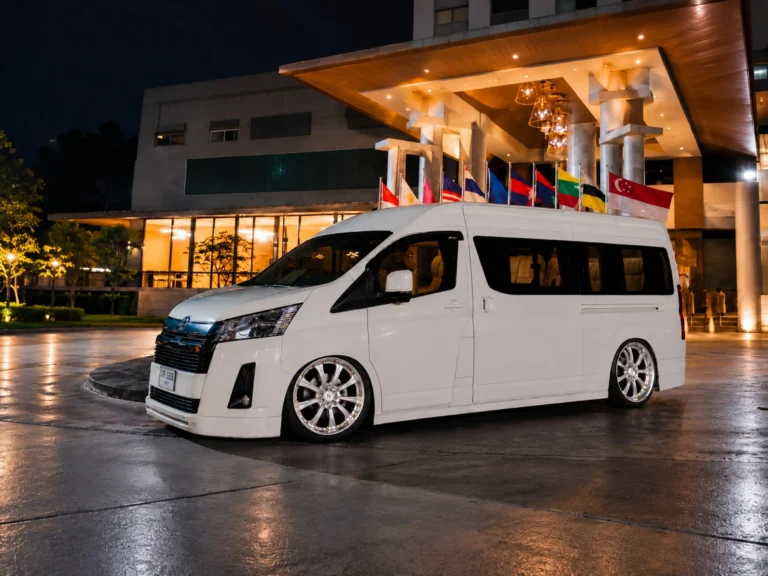 หน้าแรก | Plaifah Van Group Plaifah Travel 26102233 Horizontal